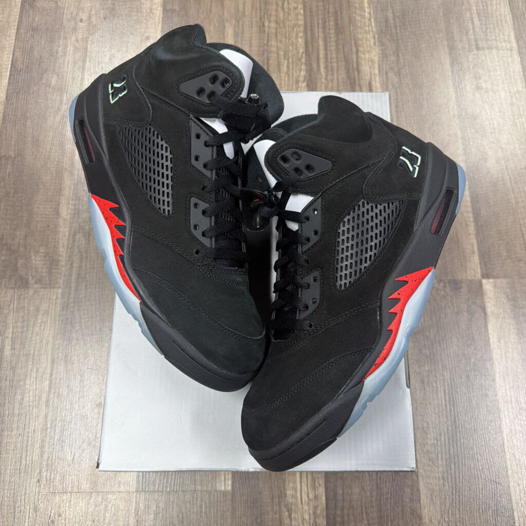 Jordan 5 halloween