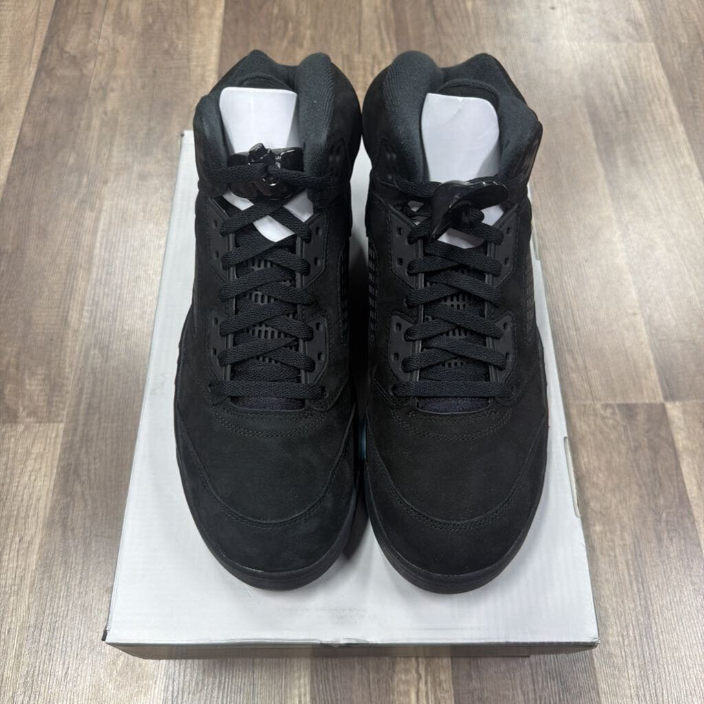 Jordan 5 halloween