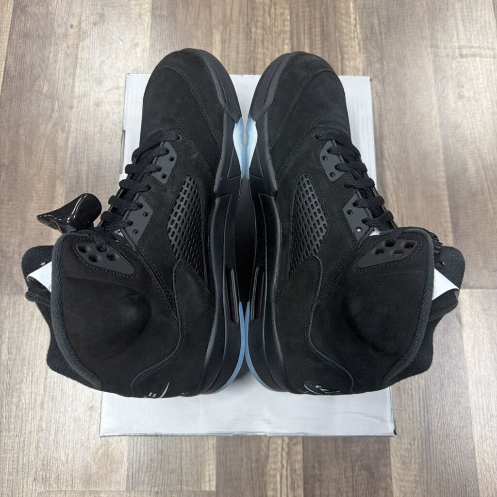 Jordan 5 halloween