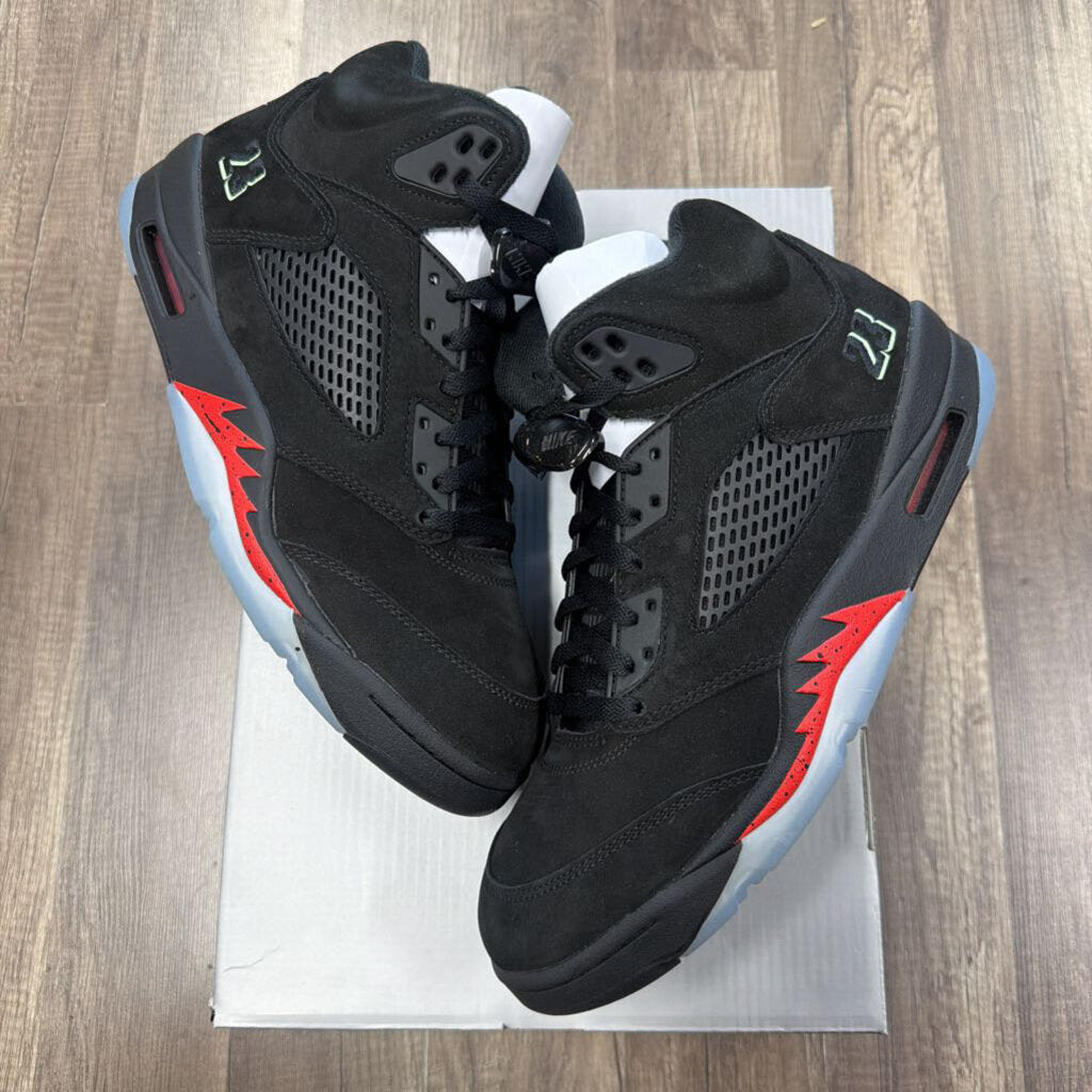 Jordan 5 halloween