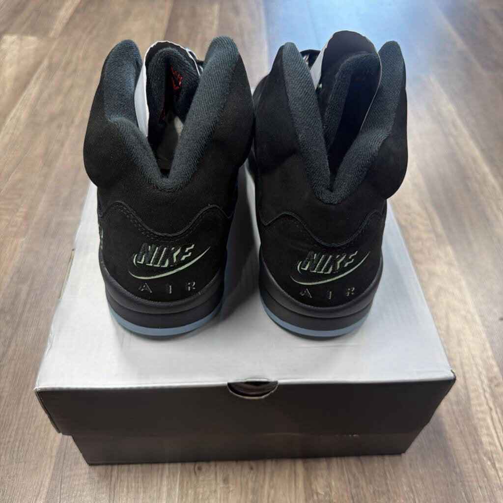 Jordan 5 halloween